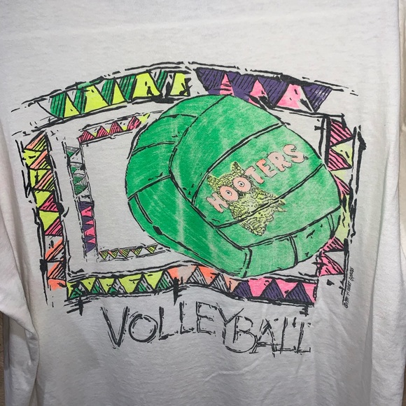 Vintage 1991 Hooters Volleyball Team Thrashed Distressed Single Stitch Shirt - Picture 7 of 12